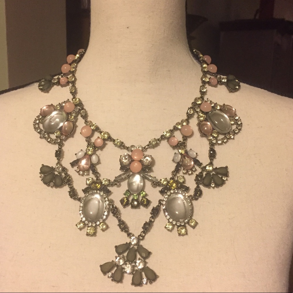 SALE! Rhinestone statement necklace. NWOT